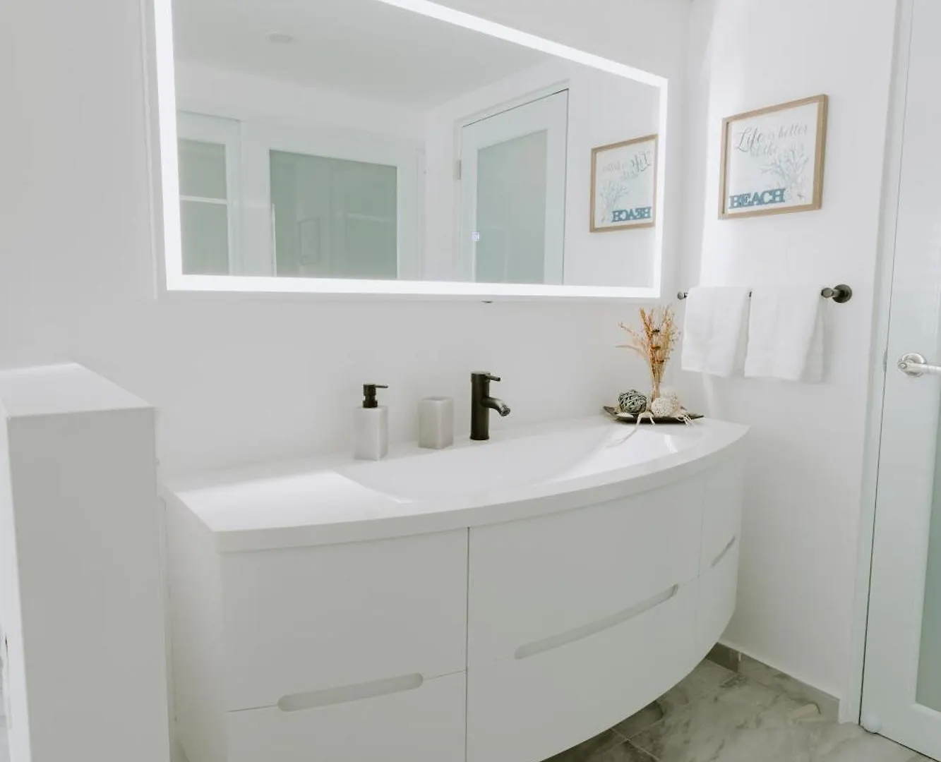 Esj Exclusive Beachfront Condo Σαν Χουάν